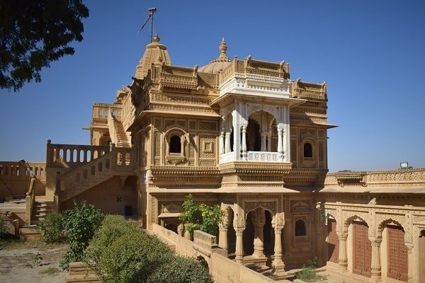 Amar-Sagar-Jain-temple