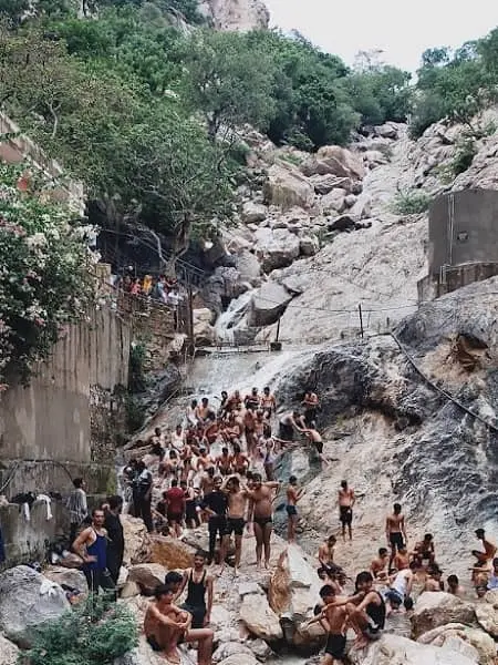 Maleshwar Mahadev temple waterfall