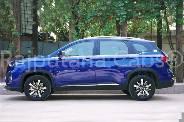 MG Hextor Plus SUV 7 seater car view